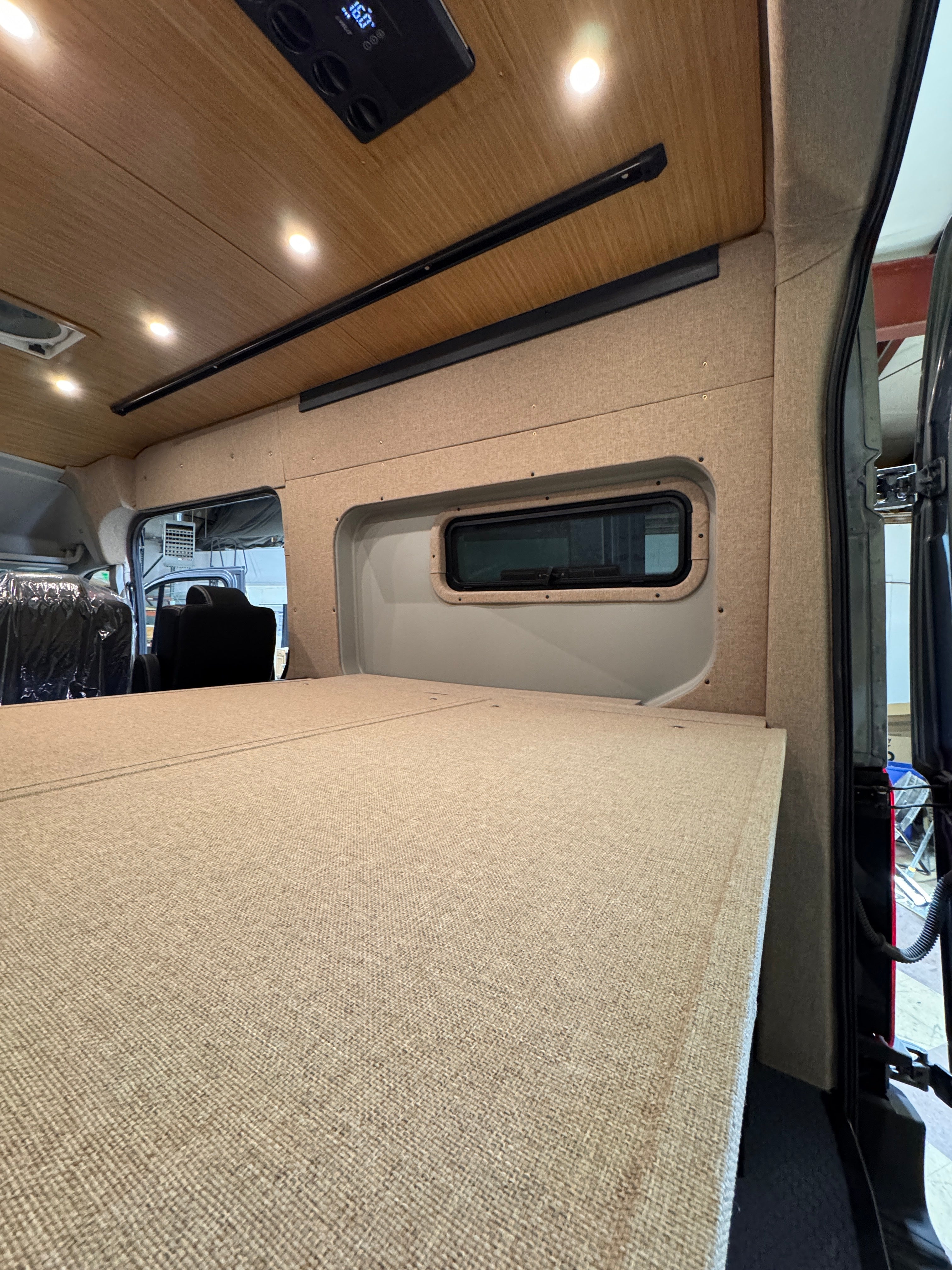 Ford Transit Innie Pocket Sleeper Half-Slider Window Beauty Ring